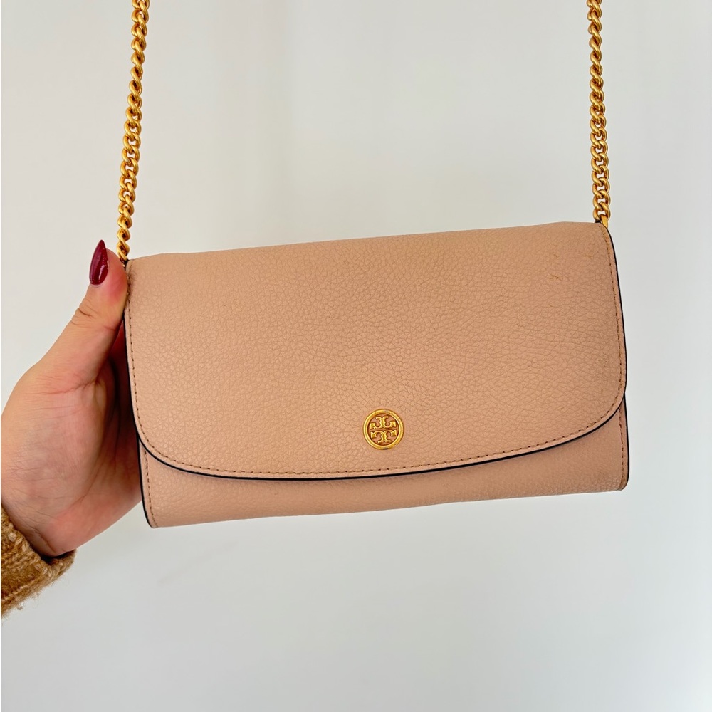 Tory Burch Robinson Wallet Crossbody in Blush - Picture 6 of 11